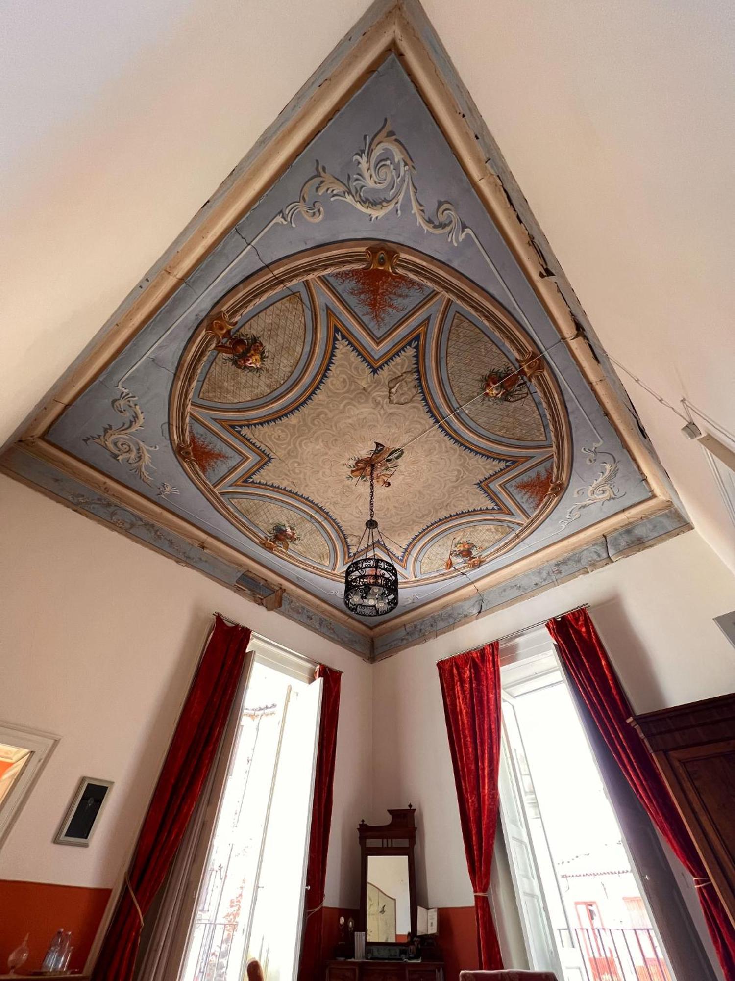 Dimora Storica Giostra Vecchia - Palazzo Grisolia 1809 コゼンツァ エクステリア 写真